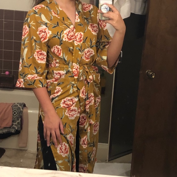 Short sleeve kimono - Picture 2 of 2